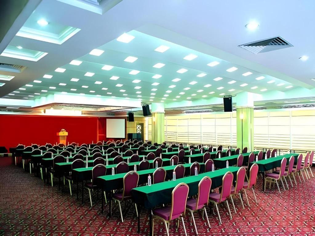 Golden Lustre Hotel Shenzhen Buitenkant foto