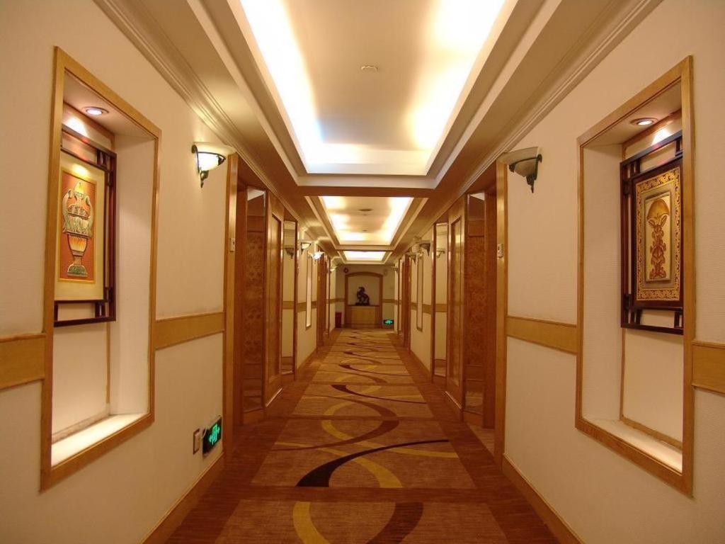 Golden Lustre Hotel Shenzhen Buitenkant foto