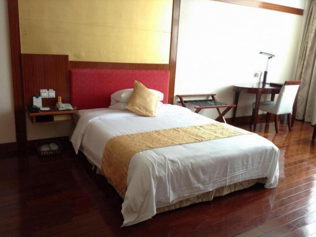 Golden Lustre Hotel Shenzhen Buitenkant foto