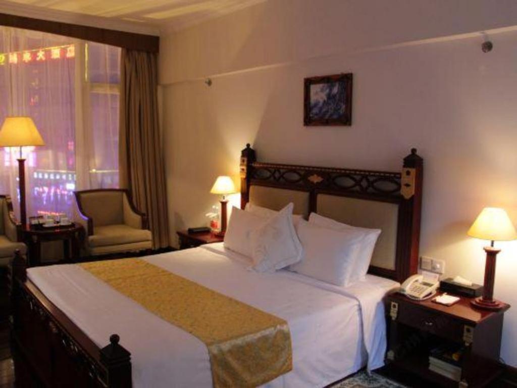Golden Lustre Hotel Shenzhen Buitenkant foto