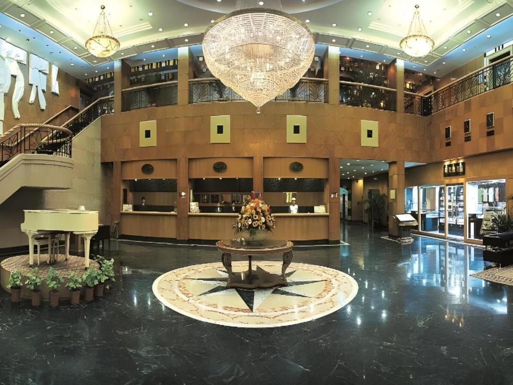Golden Lustre Hotel Shenzhen Buitenkant foto